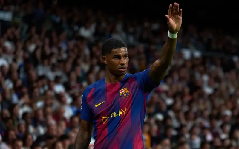 برشلونة قد يتخذ قرارًا مفاجئًا بشأن انتقال ماركوس راشفورد مع تطور جديد في مستقبل لاعب مانشستر يونايتد المعار